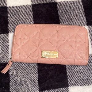 Steve Madden pink wallet